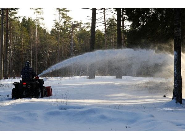 Iron Baltic Pro V2, snøfres 18hk Briggs&Stratton V-TWIN. Snorstart bilde 9